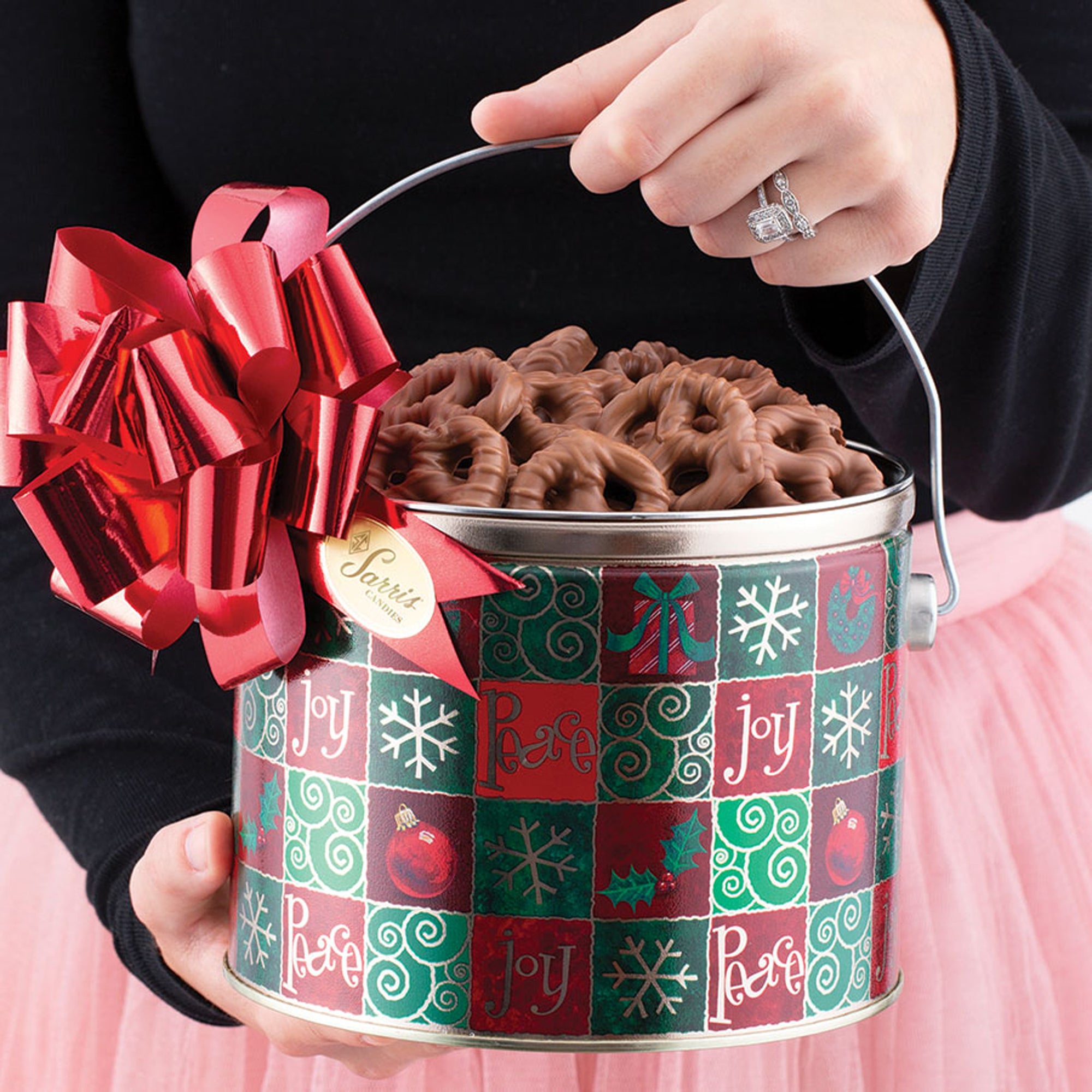 Holiday Mini Pretzel Tin