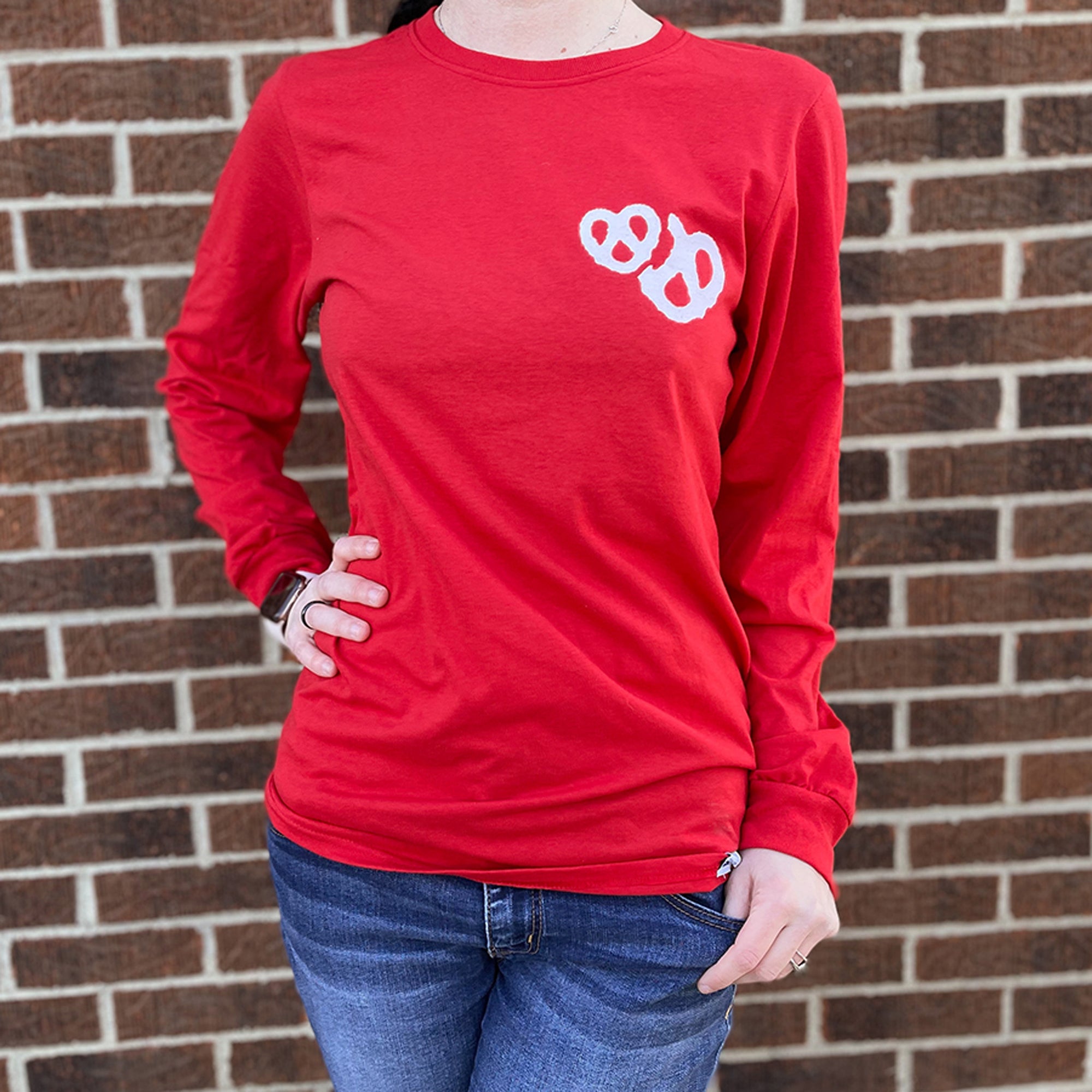 Sarris Long Sleeve T-shirts