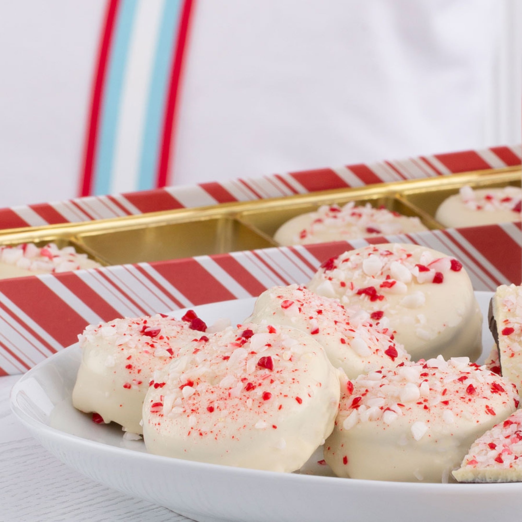 Peppermint Sandwich Cookies