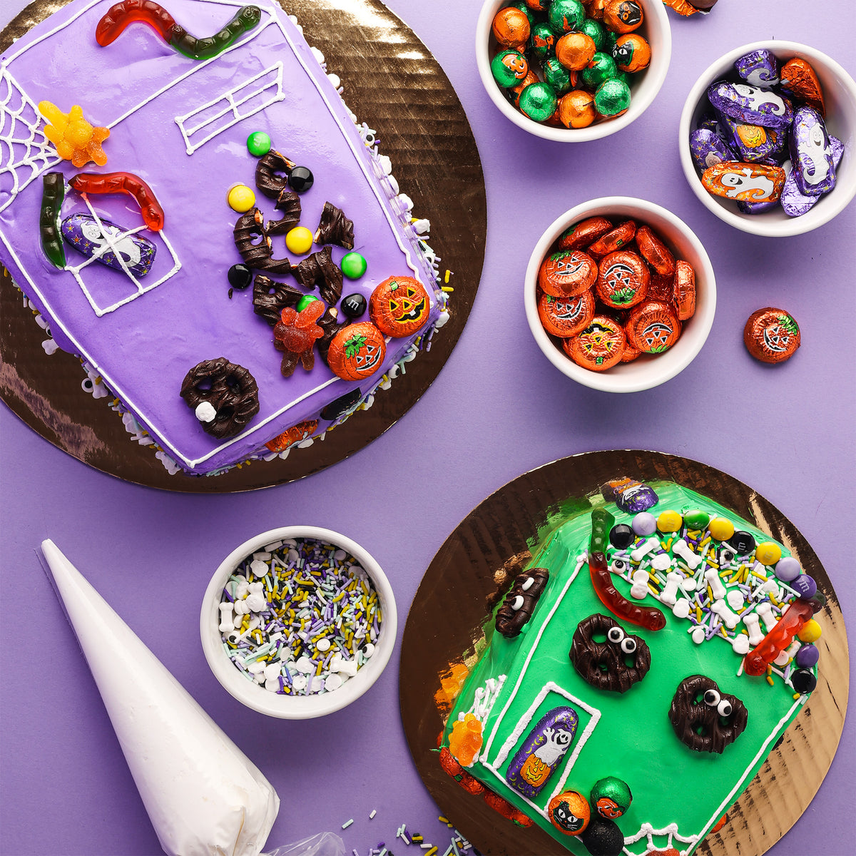 DIY Haunted House Ice Cream Cake